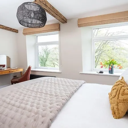 Apartamento Upper Mint Mill: Superb New Riverside