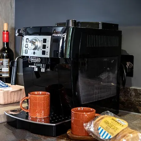 Upper Mint Mill: Superb New Riverside Apartamento