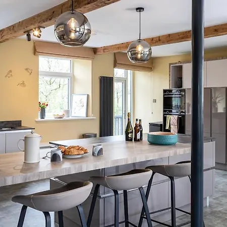 Upper Mint Mill: Superb New Riverside Kendal