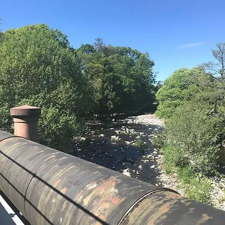 Upper Mint Mill: Superb New Riverside * Kendal